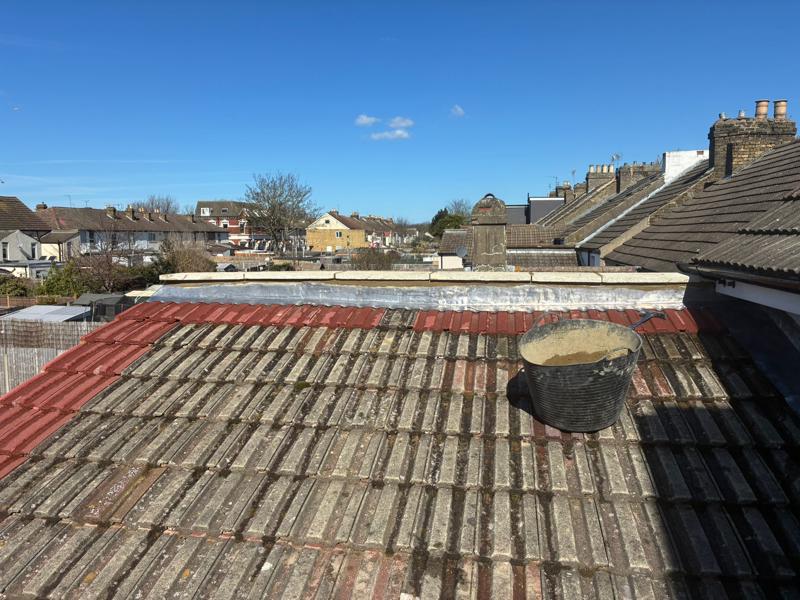 lead-flashing-ridge-tile-rebedding-faversham-1