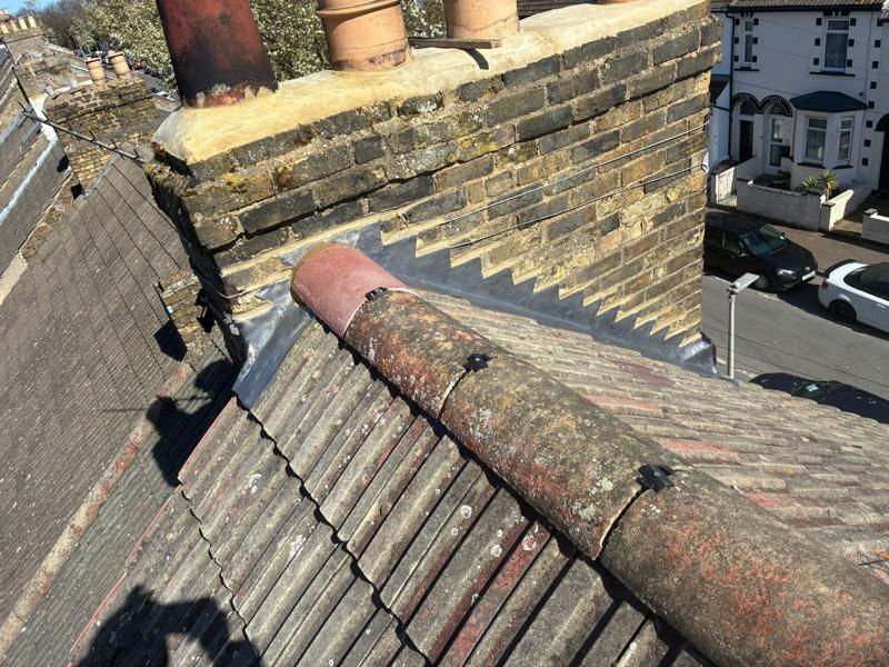 lead-flashing-ridge-tile-rebedding-faversham-5