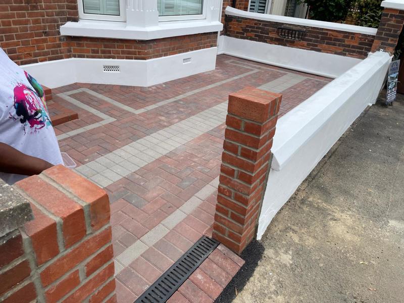 block-paved-driveway-brick-wall-maidstone-7