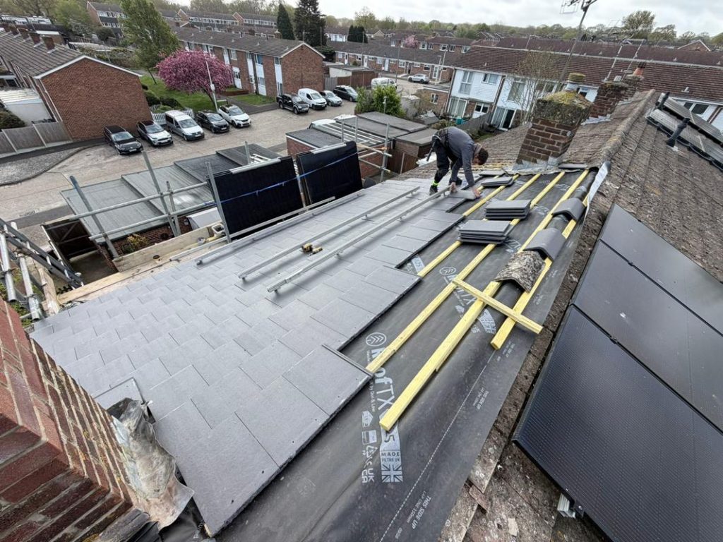 new-roof-replacement-with-solar-panels-medway-5