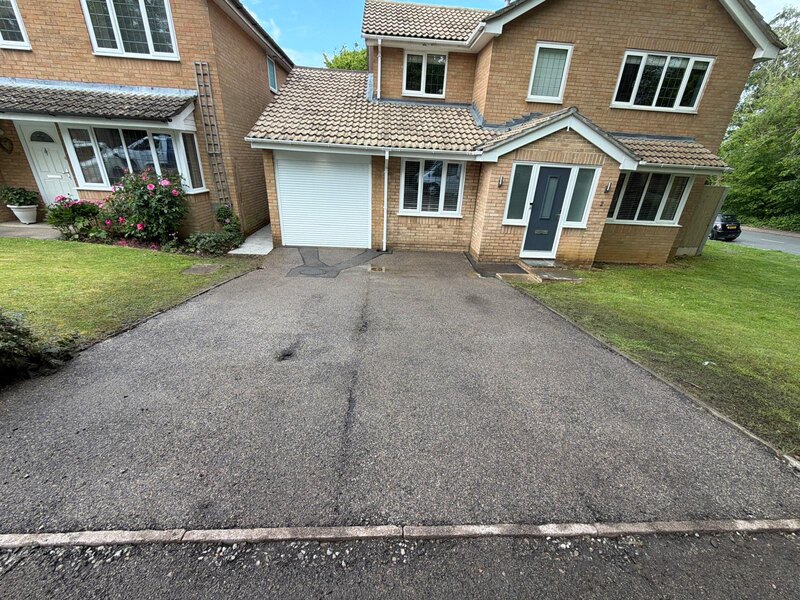 roof-and-driveway-cleaning-in-maidstone