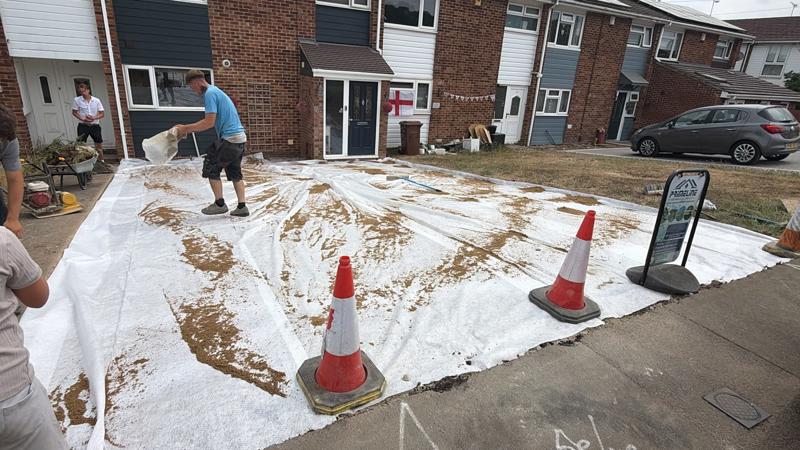 grey-block-paved-driveway-gillingham-2