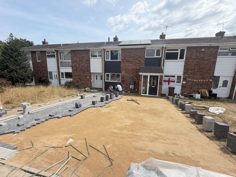 grey-block-paved-driveway-gillingham-4